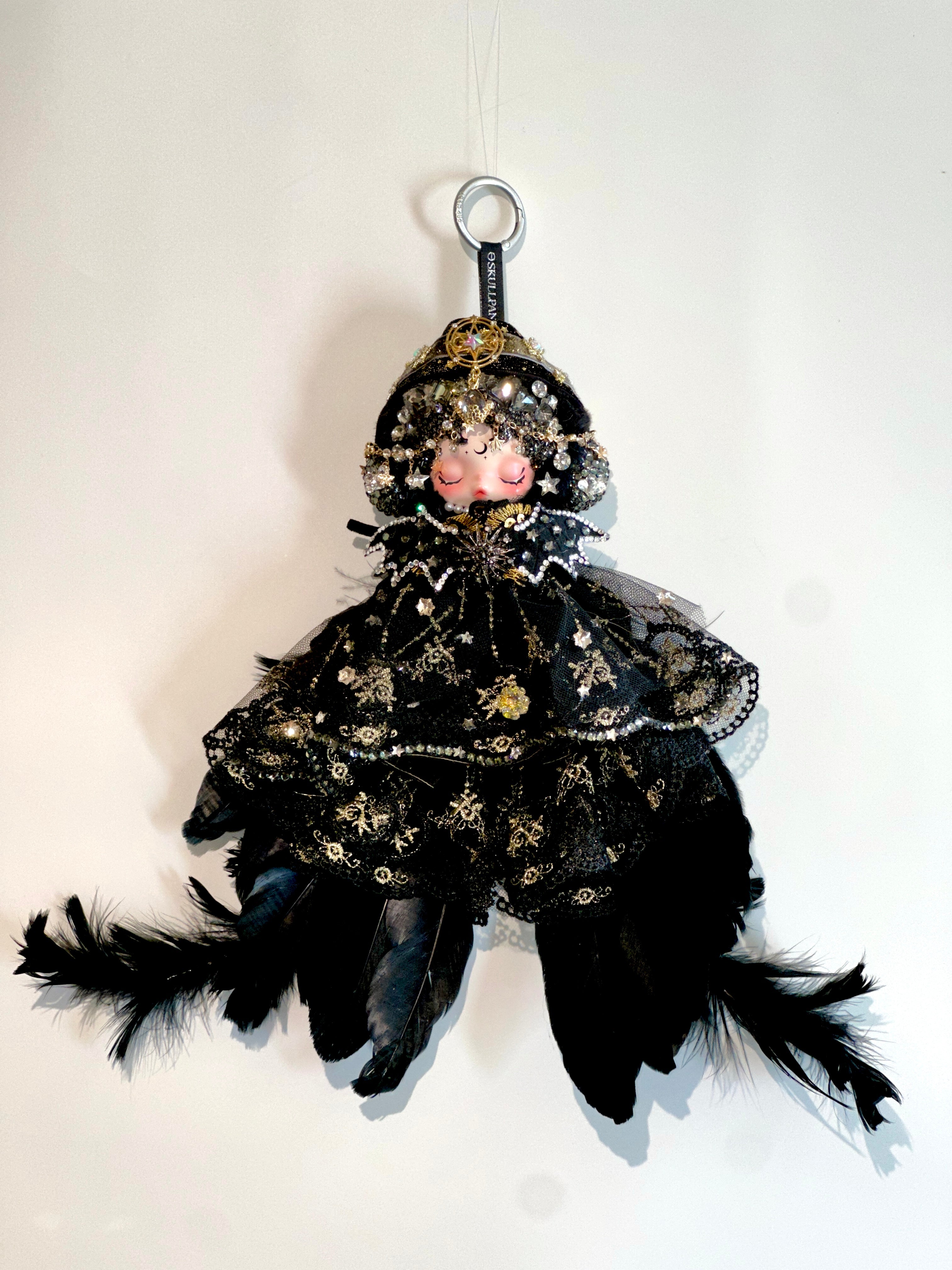 Darkness – SKULLPANDA You Found Me! Series Plush Doll Pendant（Custom Bling Edition）
