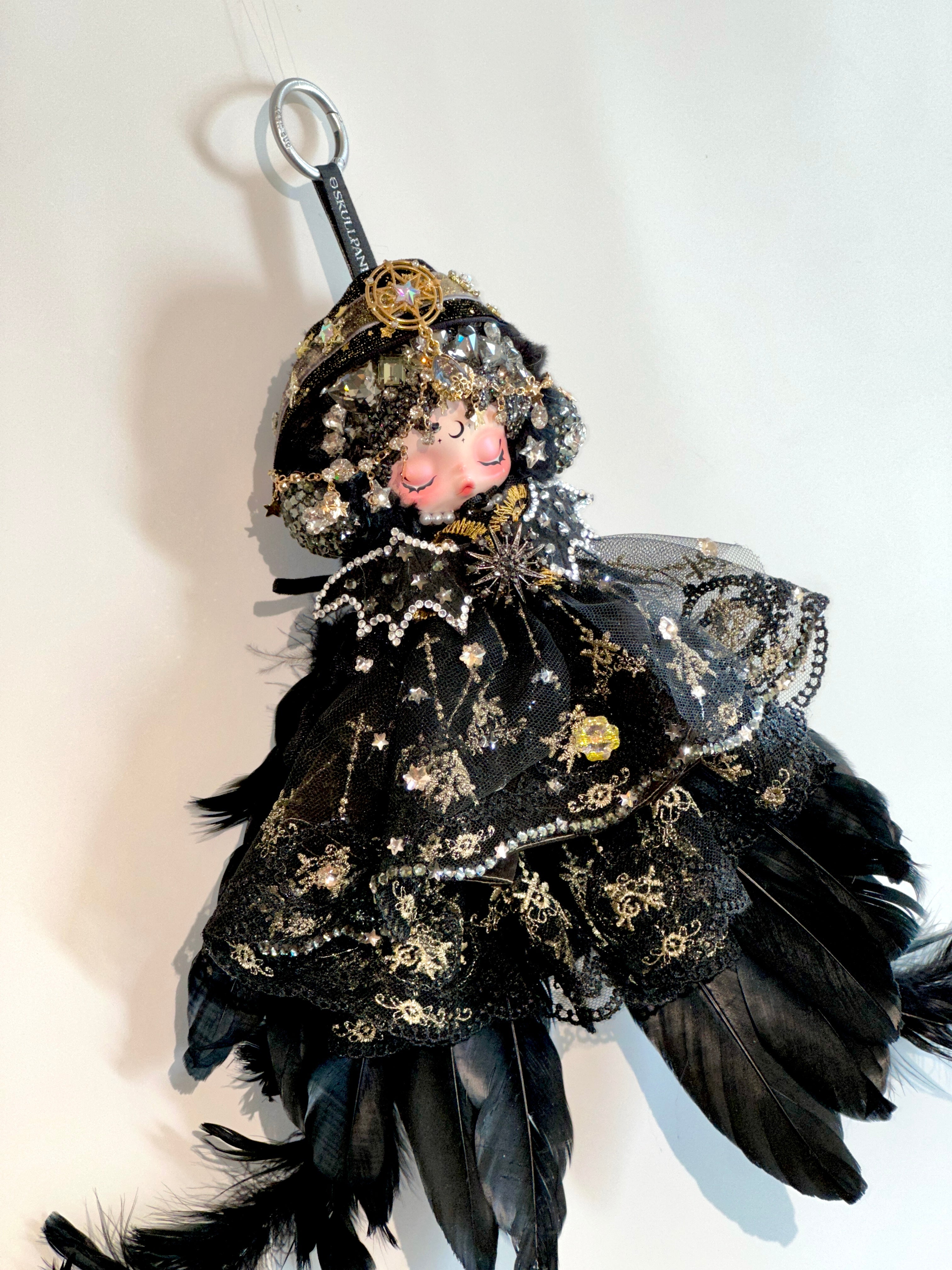 Darkness – SKULLPANDA You Found Me! Series Plush Doll Pendant（Custom Bling Edition）