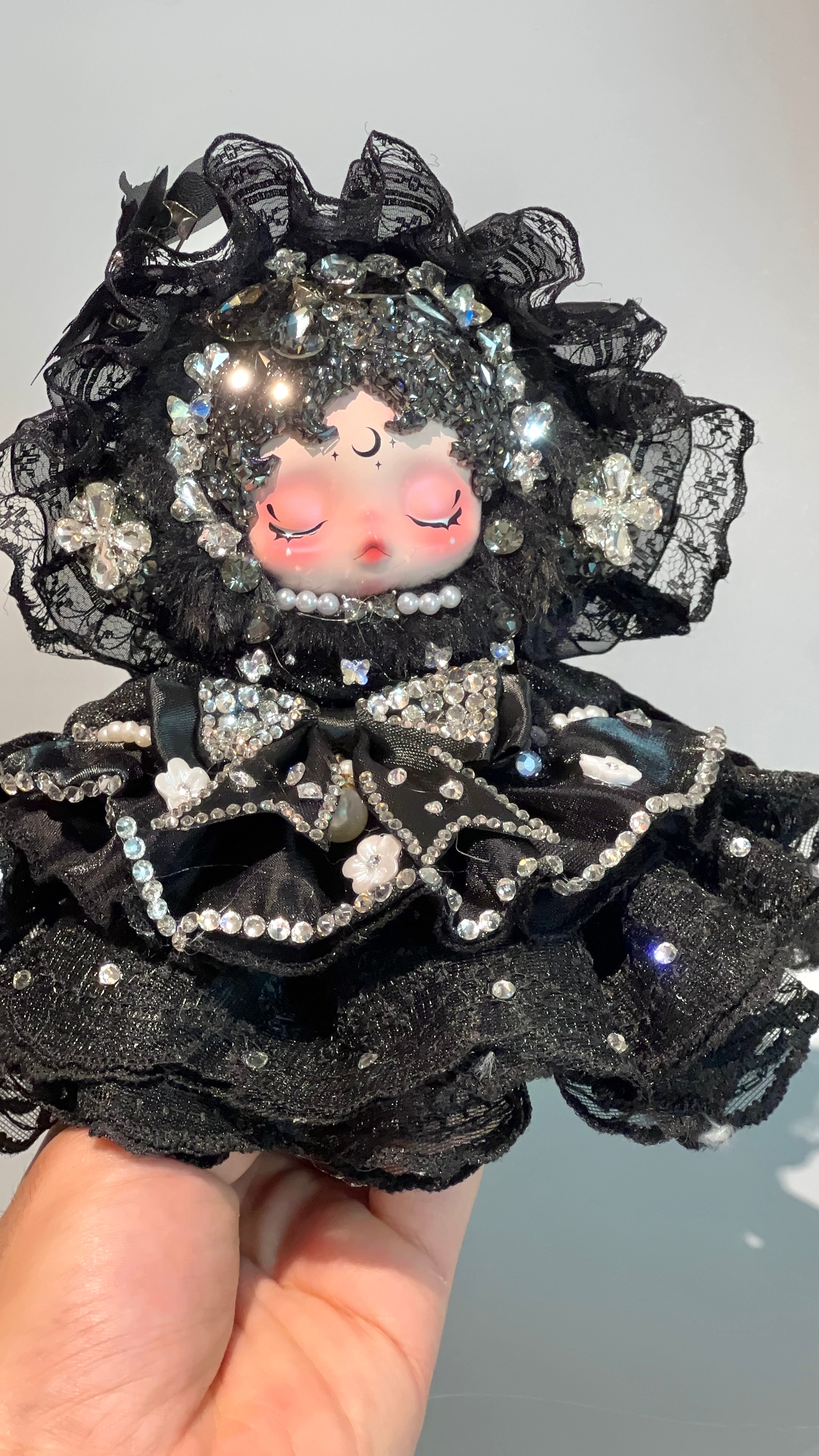 Darkness – SKULLPANDA You Found Me! Series Plush Doll Pendant（Custom Bling Edition）