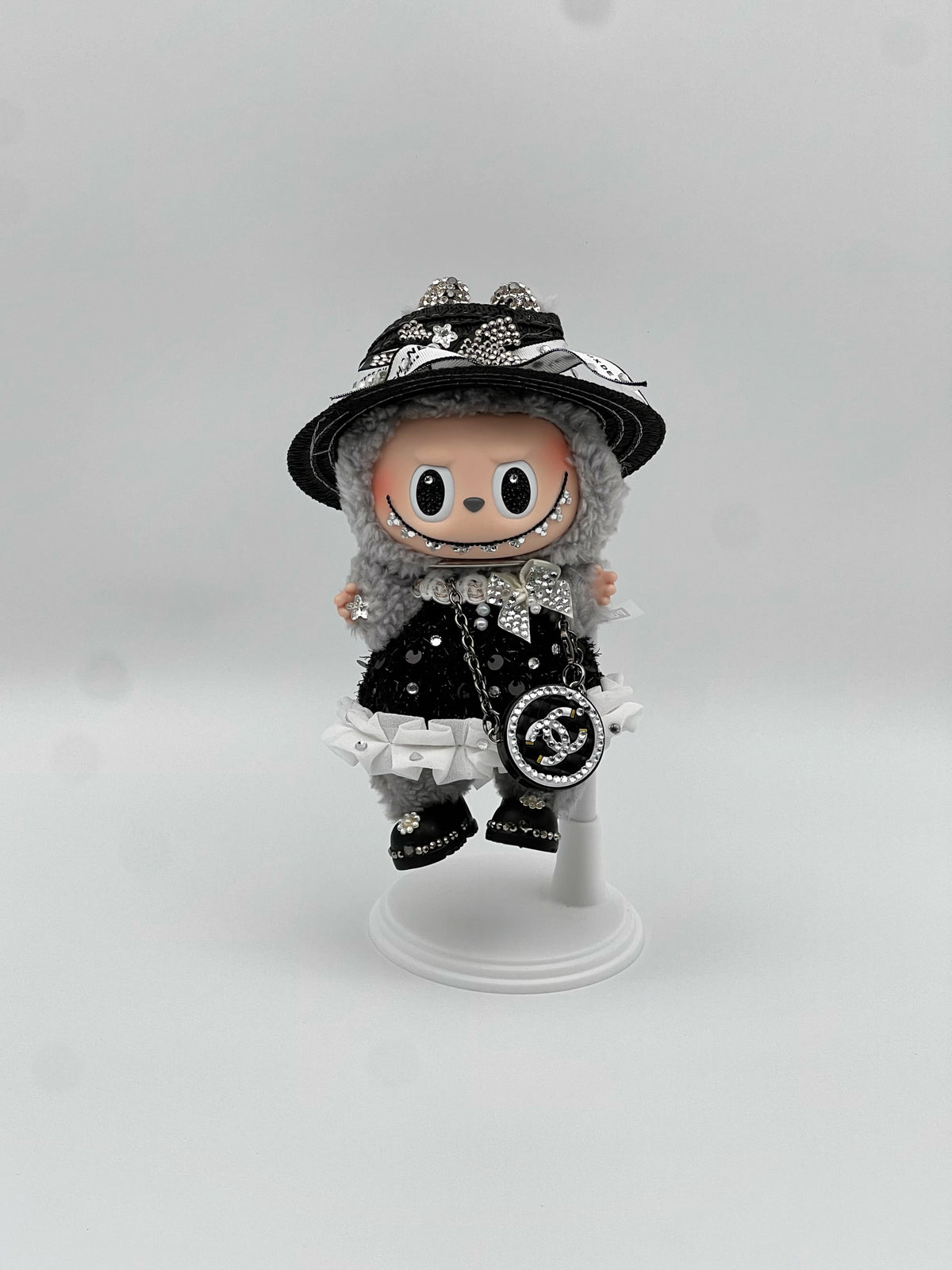 Sesame Bean – THE MONSTERS Exciting Macaron Vinyl Face (Custom Bling Edition)
